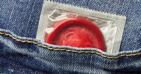 Fafanje brez kondoma Spolni zmenki Bo